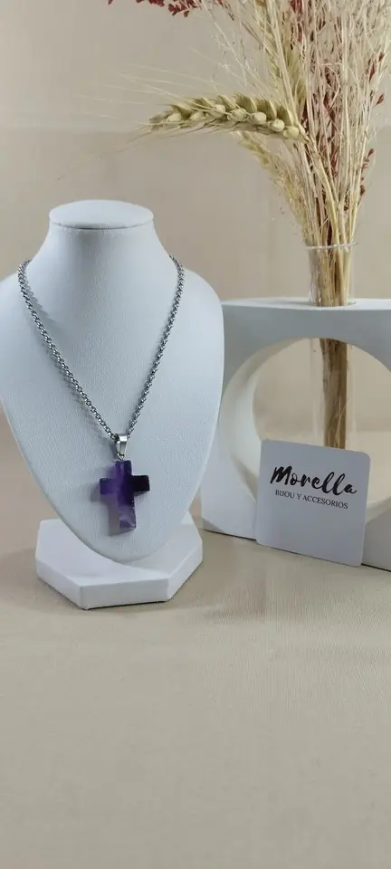 Cadena con dije en amatista