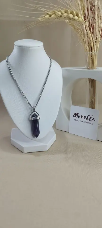 Cadena con dije amatista