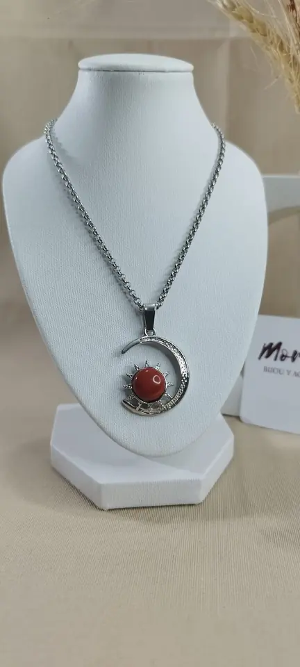 Cordón con dije jaspe rojo