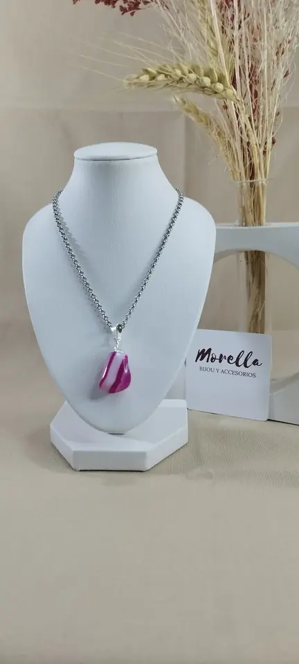 Cadena con dije ágata rosa