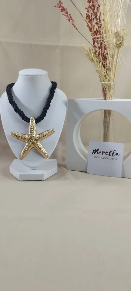 Cordón negro y dije estrella de mar