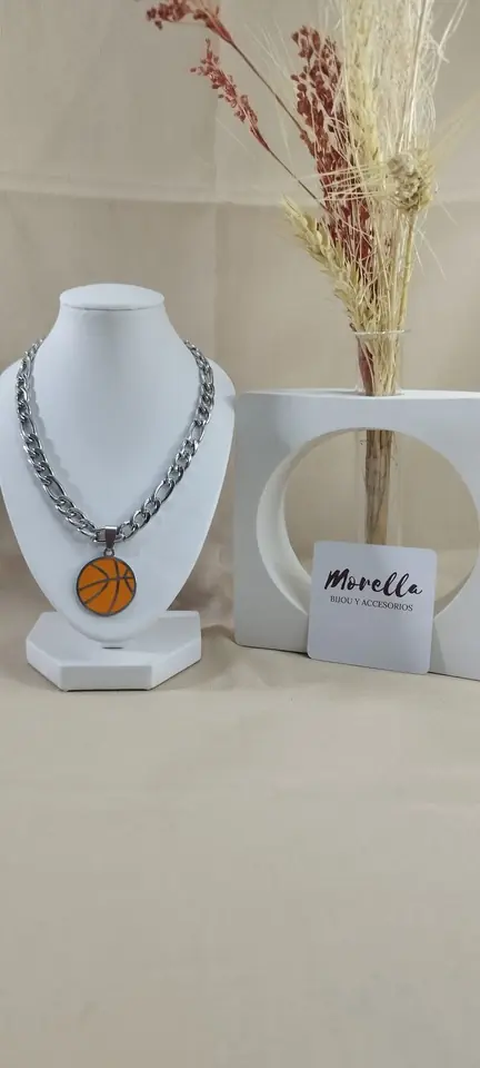 Cadena con dije basketball
