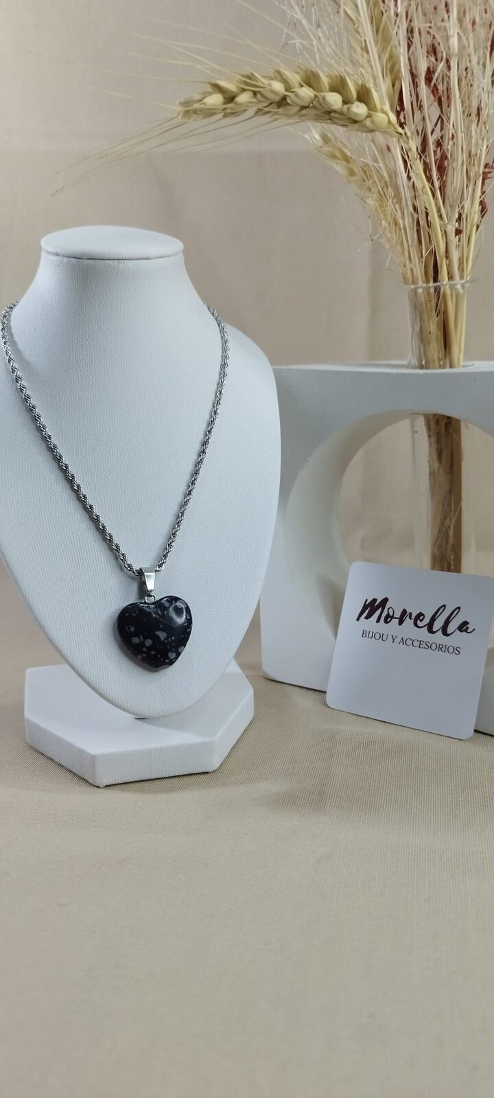 Cadena con dije en obsidiana copo