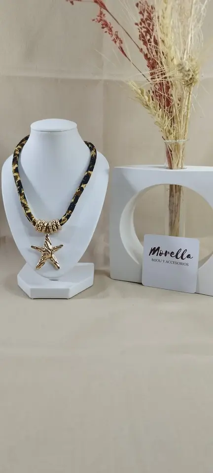 Collar con dije estrella de mar