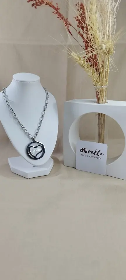 Cadena y dije corazón nacar