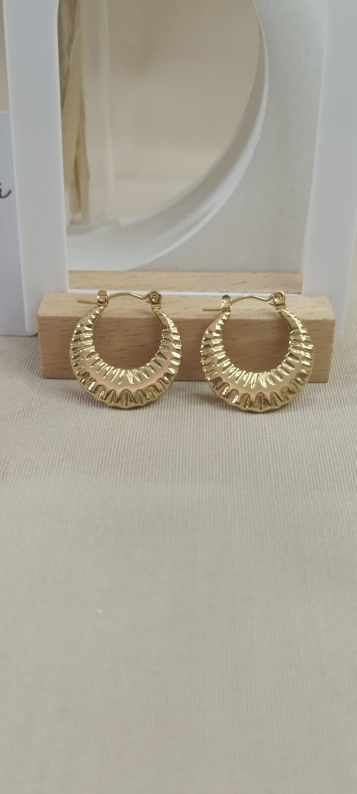 Aros medianos labrados
