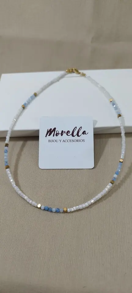 Collar blanco