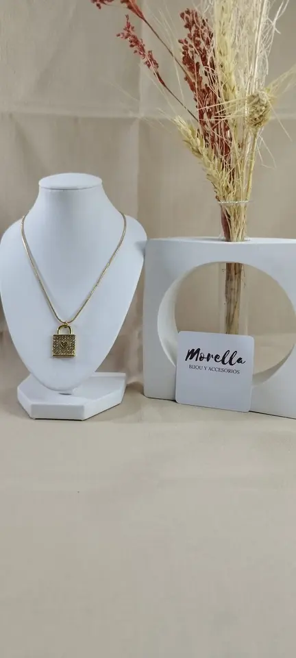 Cadena y dije candado