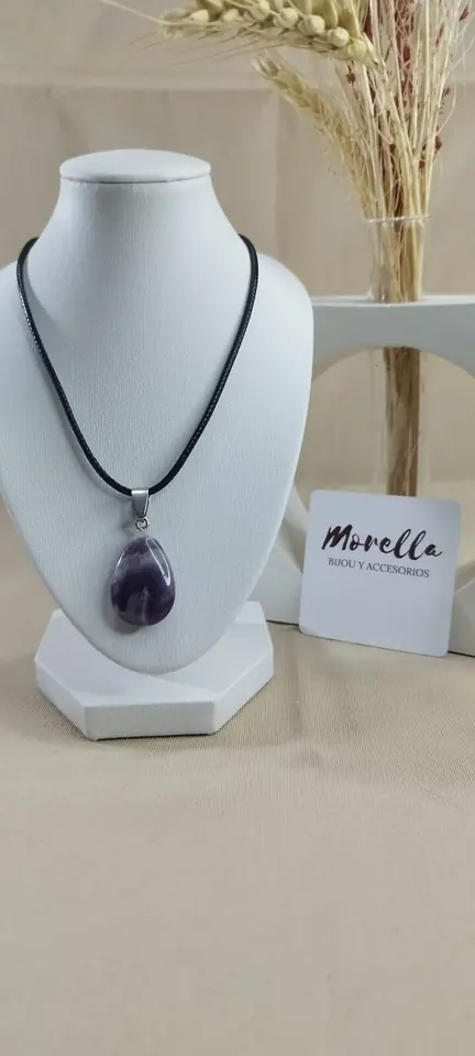 Cordón con dije amatista