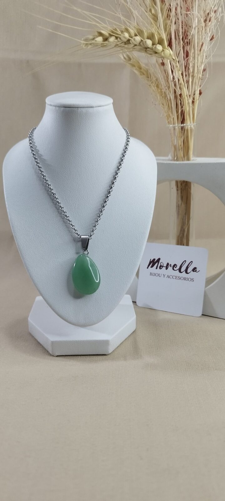 Cadena con dije cuarzo verde