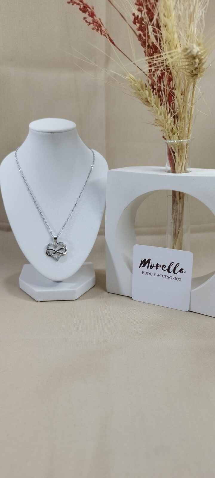 Cadena con dije corazón /infinito