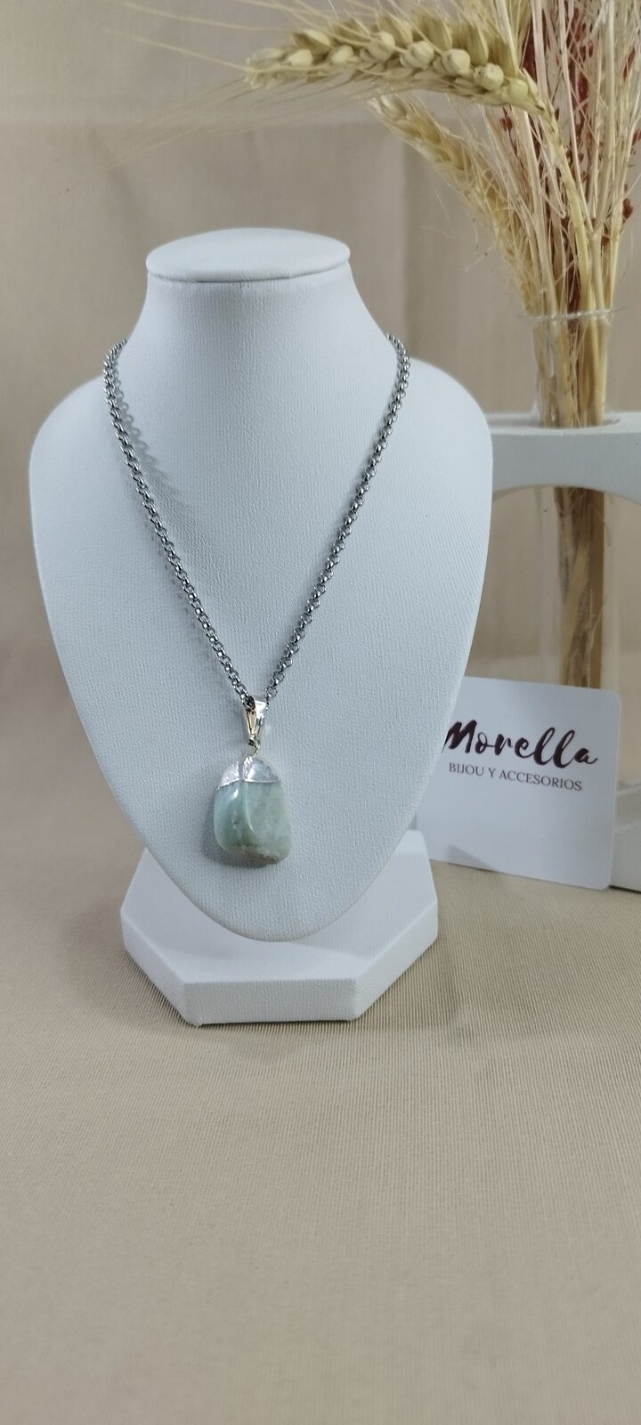 Cadena con dije de amazonita