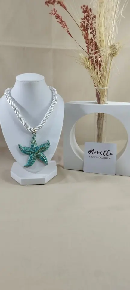Cordón con dije estrella de mar verde