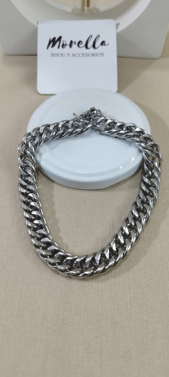 Pulsera gruesa