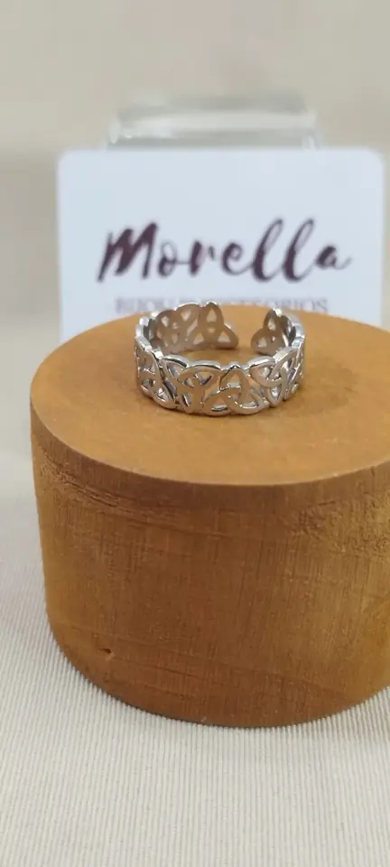 Anillo nudo de bruja (plateado)