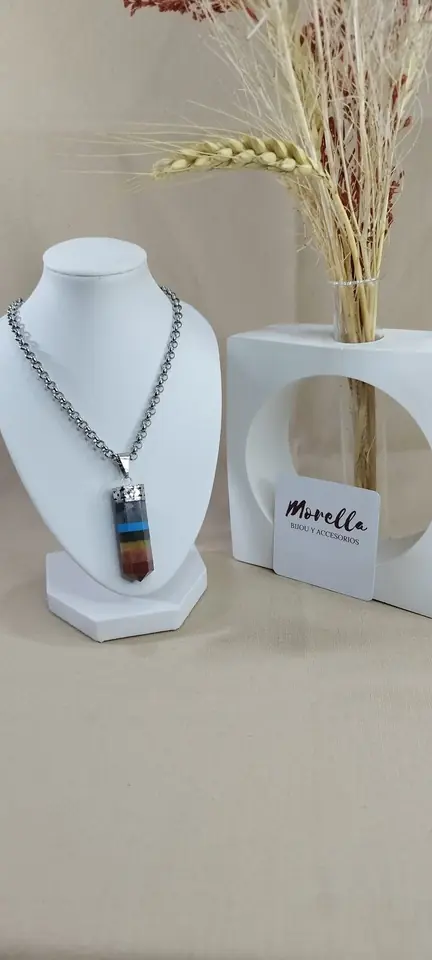 Cadena con dije punta 7 chakras