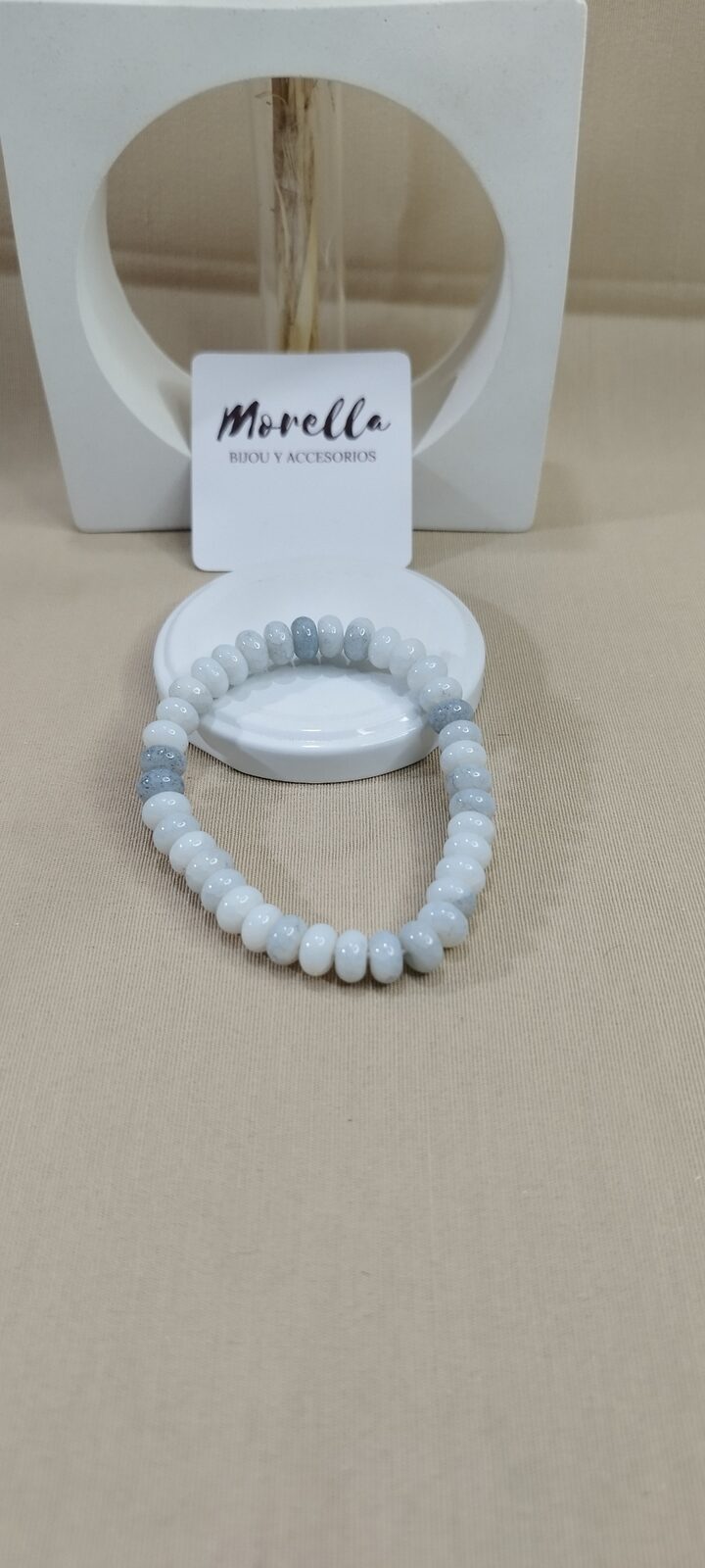 Pulsera 8 mm en aguamarina