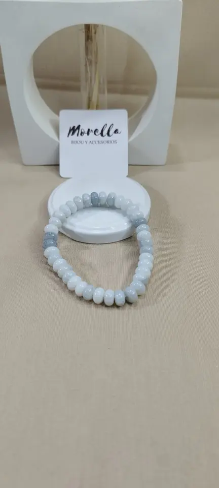 Pulsera 8 mm en aguamarina