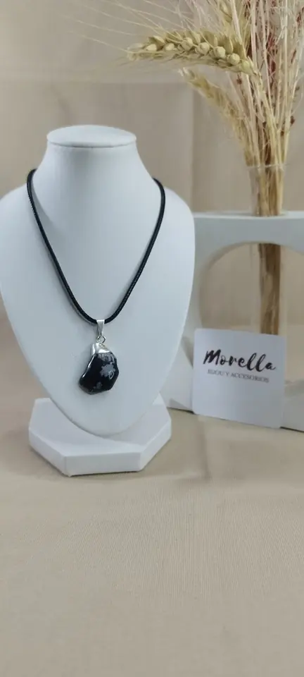 Cordón con dije obsidiana copo