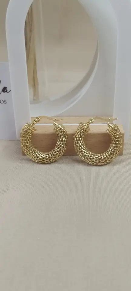 Aros medianos (dorado)