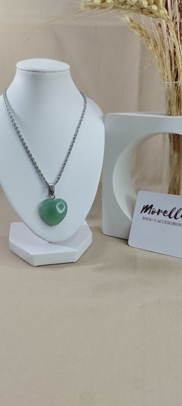 Cadena con dije cuarzo verde