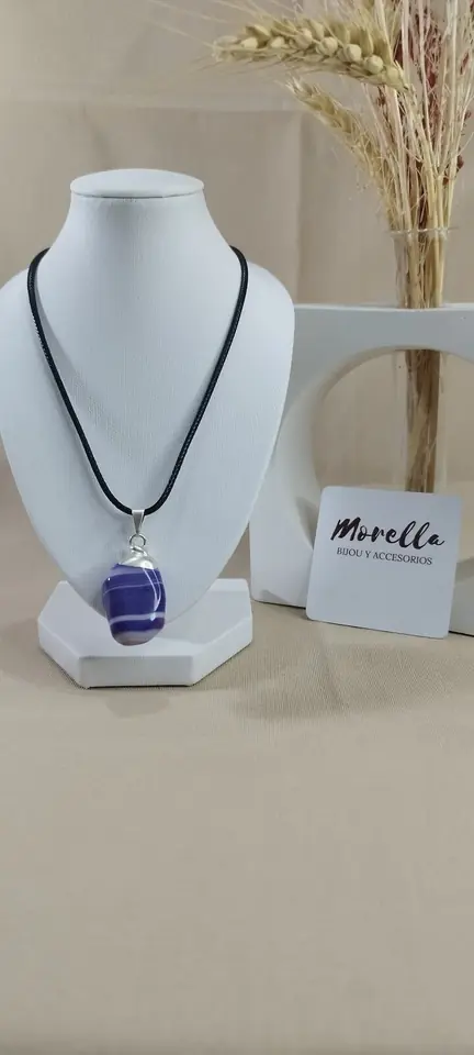 Cordón con dije ágata violeta