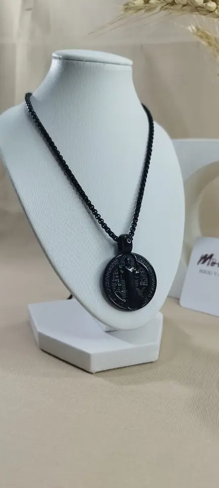 Cadena / medalla San Benito (acero q negro)