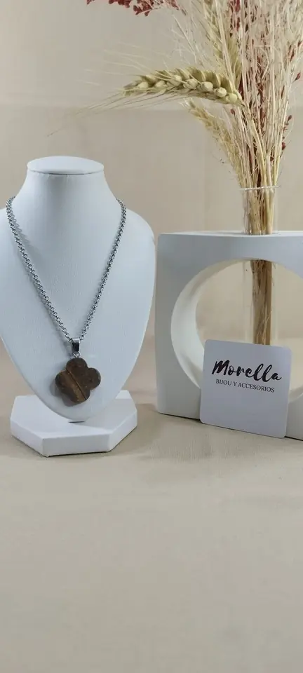 Cadena con dije ojo de tigre