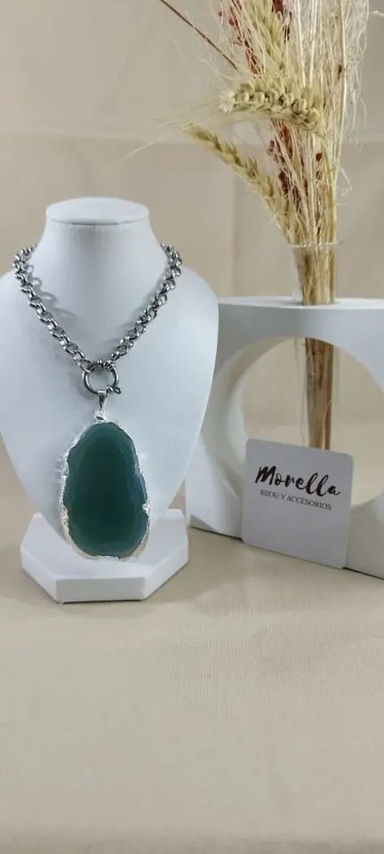 Cadena C/ marinero acero quirúrgico con dije ágata verde