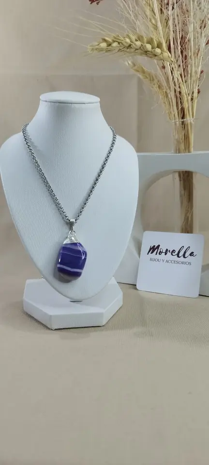 Cadena con dije ágata violeta