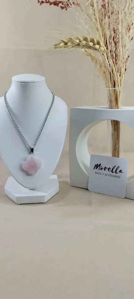 Cadena con dije cuarzo rosa