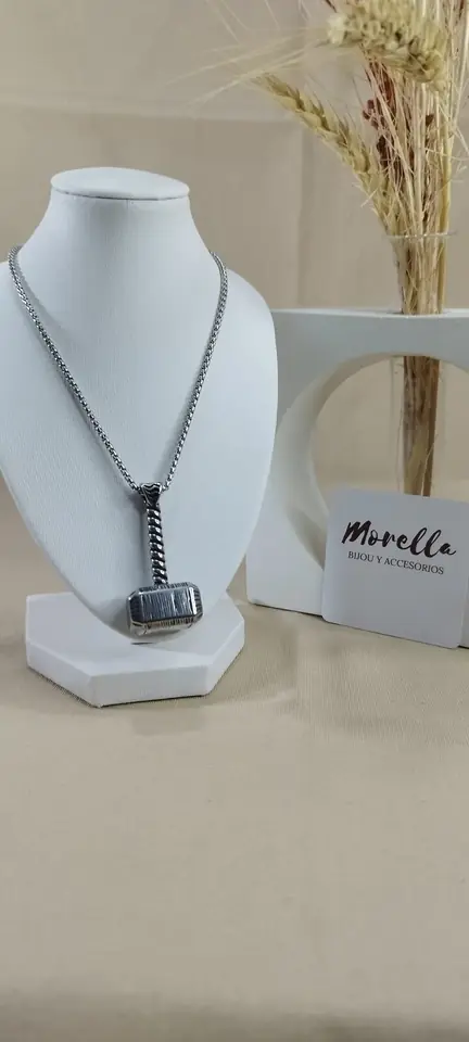 Cadena y dije Martillo