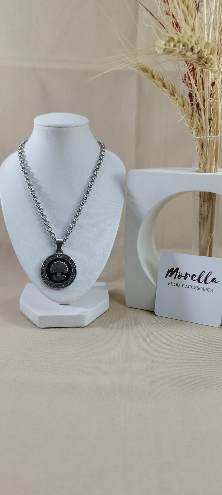 Cadena con dije árbol de la vida