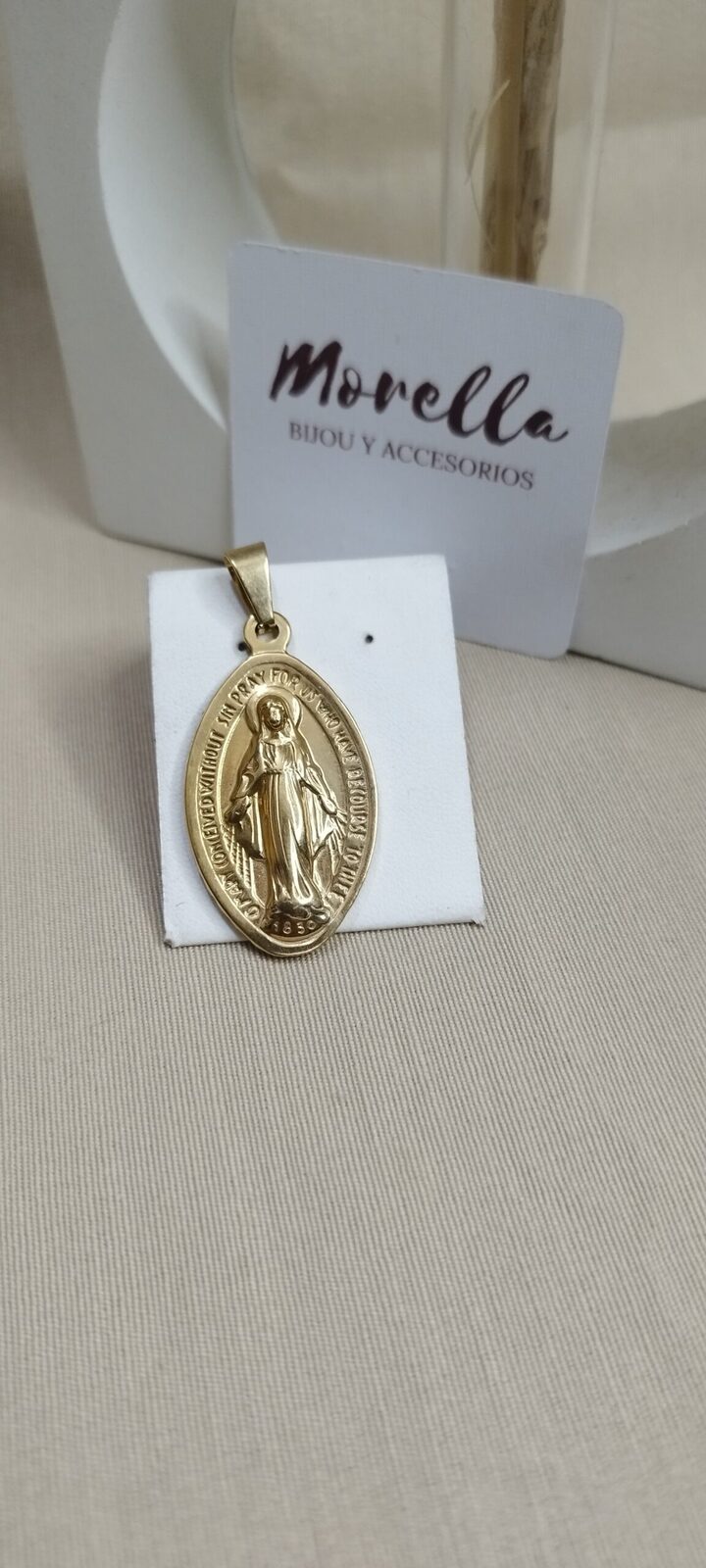 Dije Virgen Milagrosa