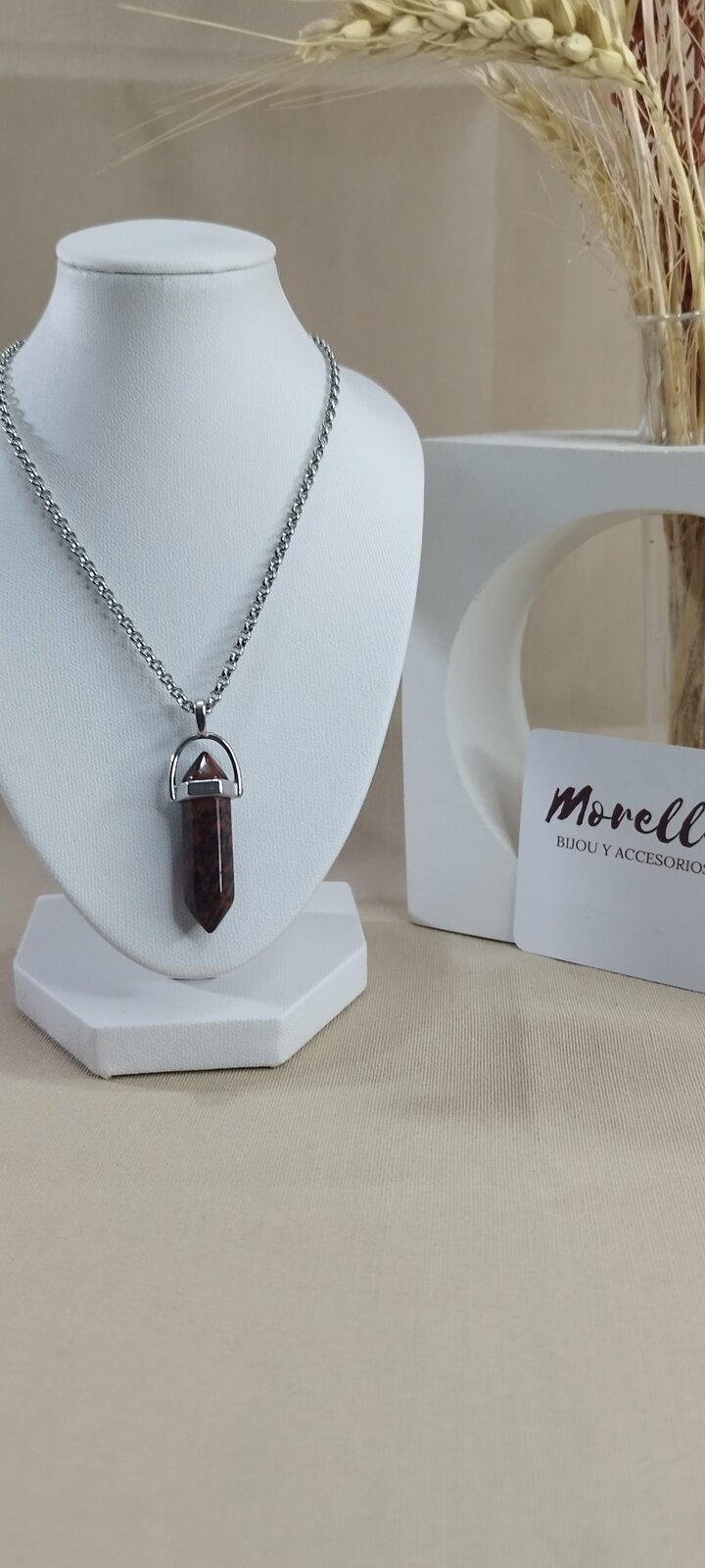 Cadena con dije obsidiana caoba