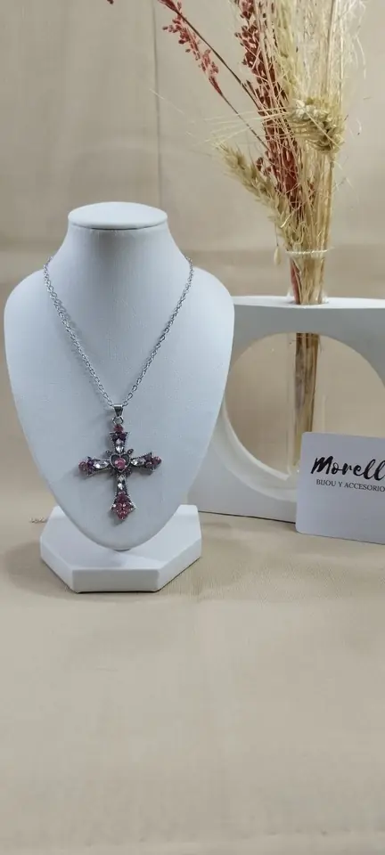Cadena con dije /violeta /rosado