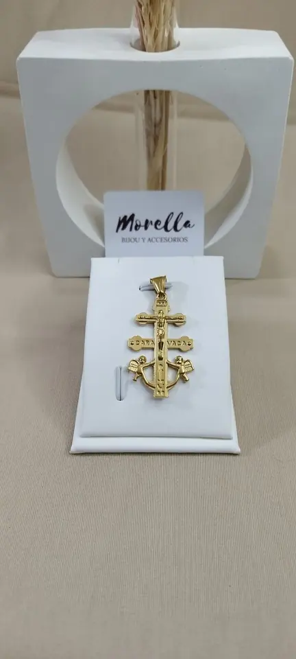 Dije cruz de Caravacca