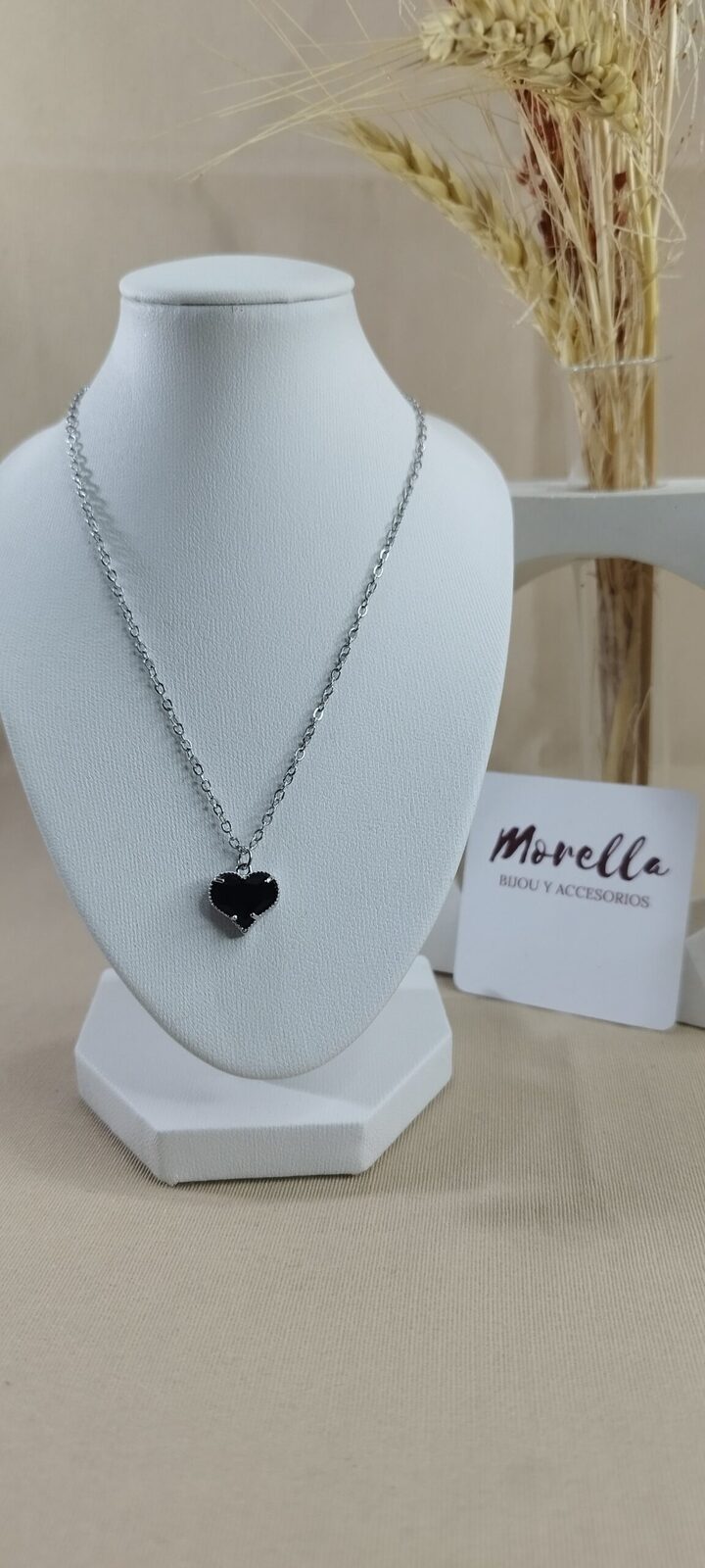 Cadena dije corazón negro
