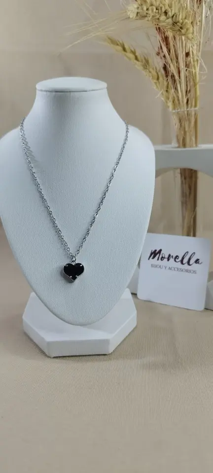 Cadena dije corazón negro