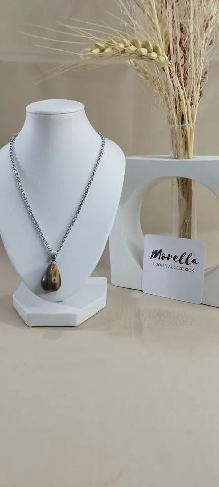 Cadena con dije ojo de tigre