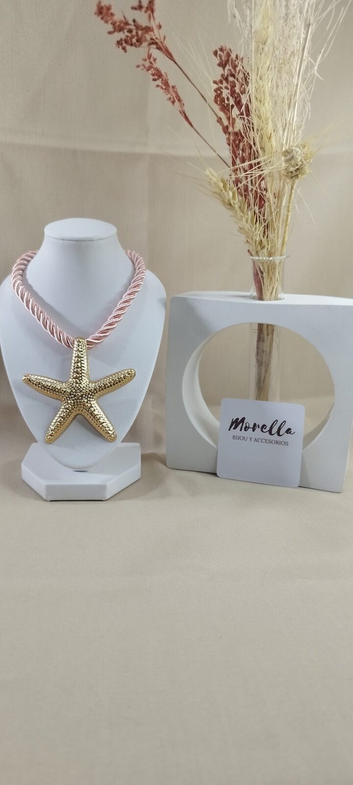 Cordón grueso rosado con dije estrella de mar