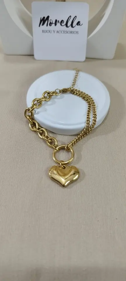 Pulsera con dije corazón ❤️