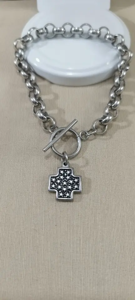 Pulsera cierre marinero dije cruz