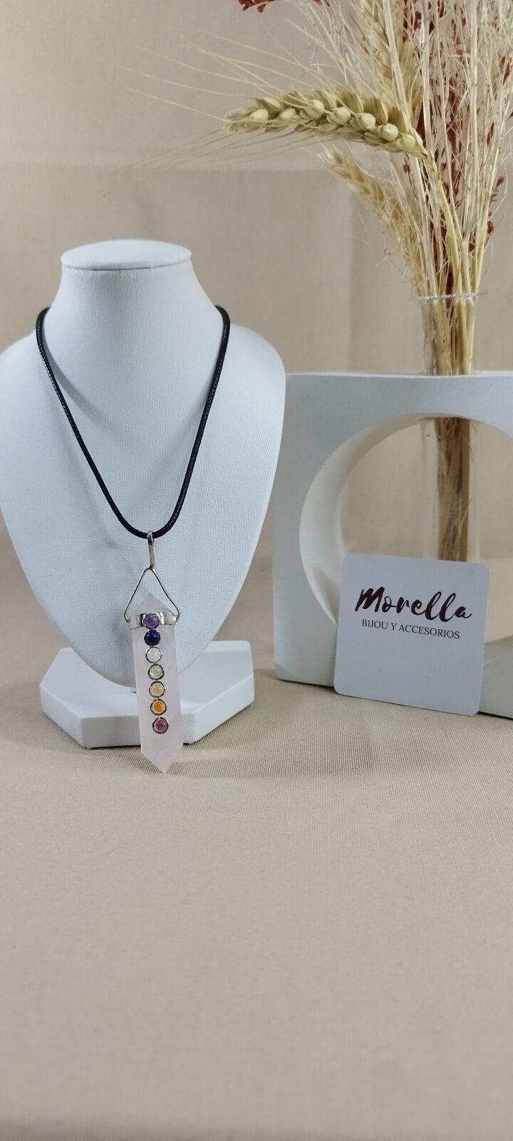 Cordón con dije cuarzo rosa /7 chakras
