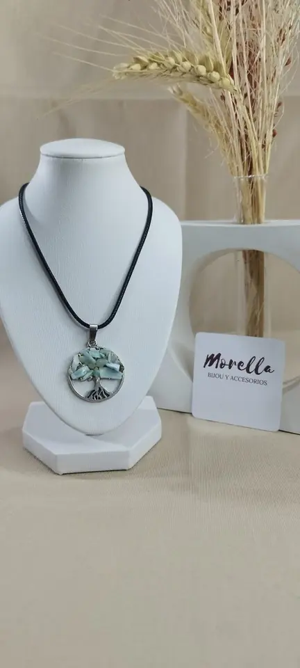 Cordón y dije amazonita