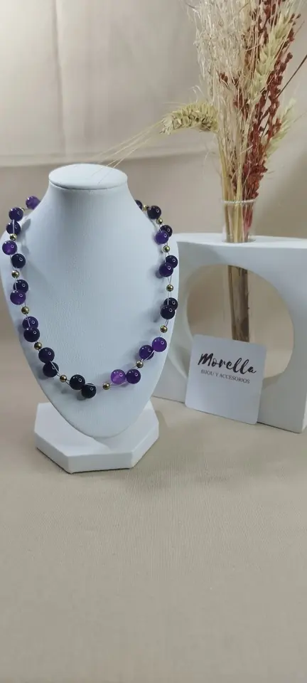 Collar en esferas de amatista