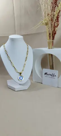 Cadena y dije Virgen Niña