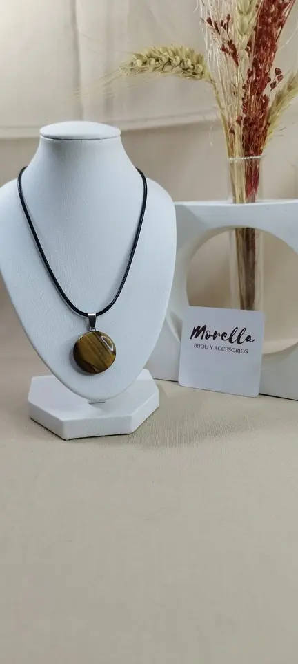Cordón y dije ojo de tigre