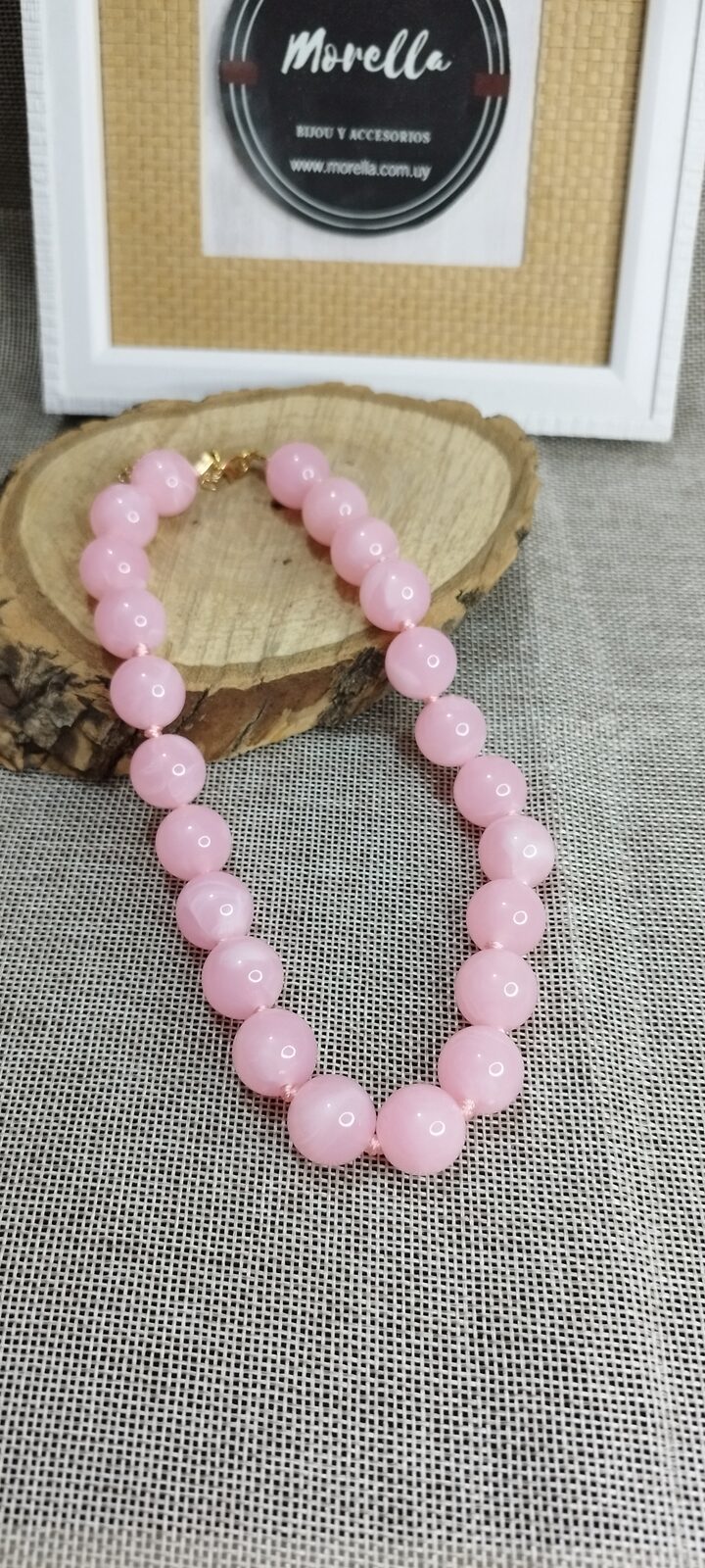 Collar rosado