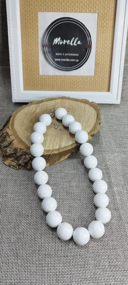 Collar blanco